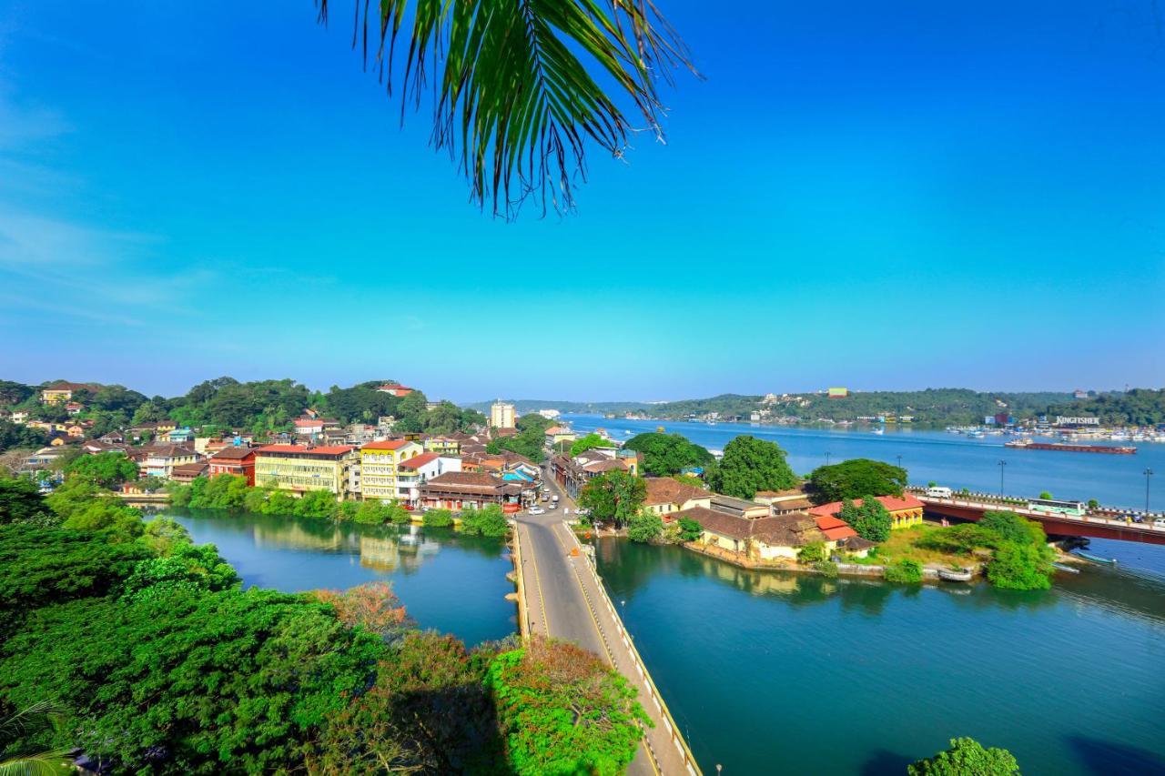 Hotel Sona Panaji Extérieur photo